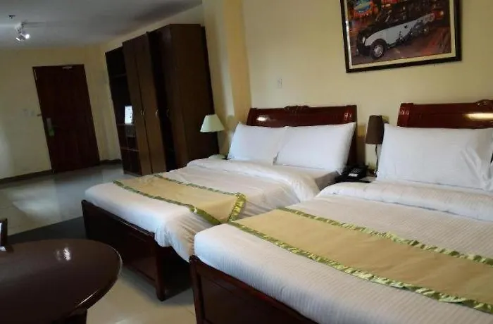 Time Travellers Hotel 2*